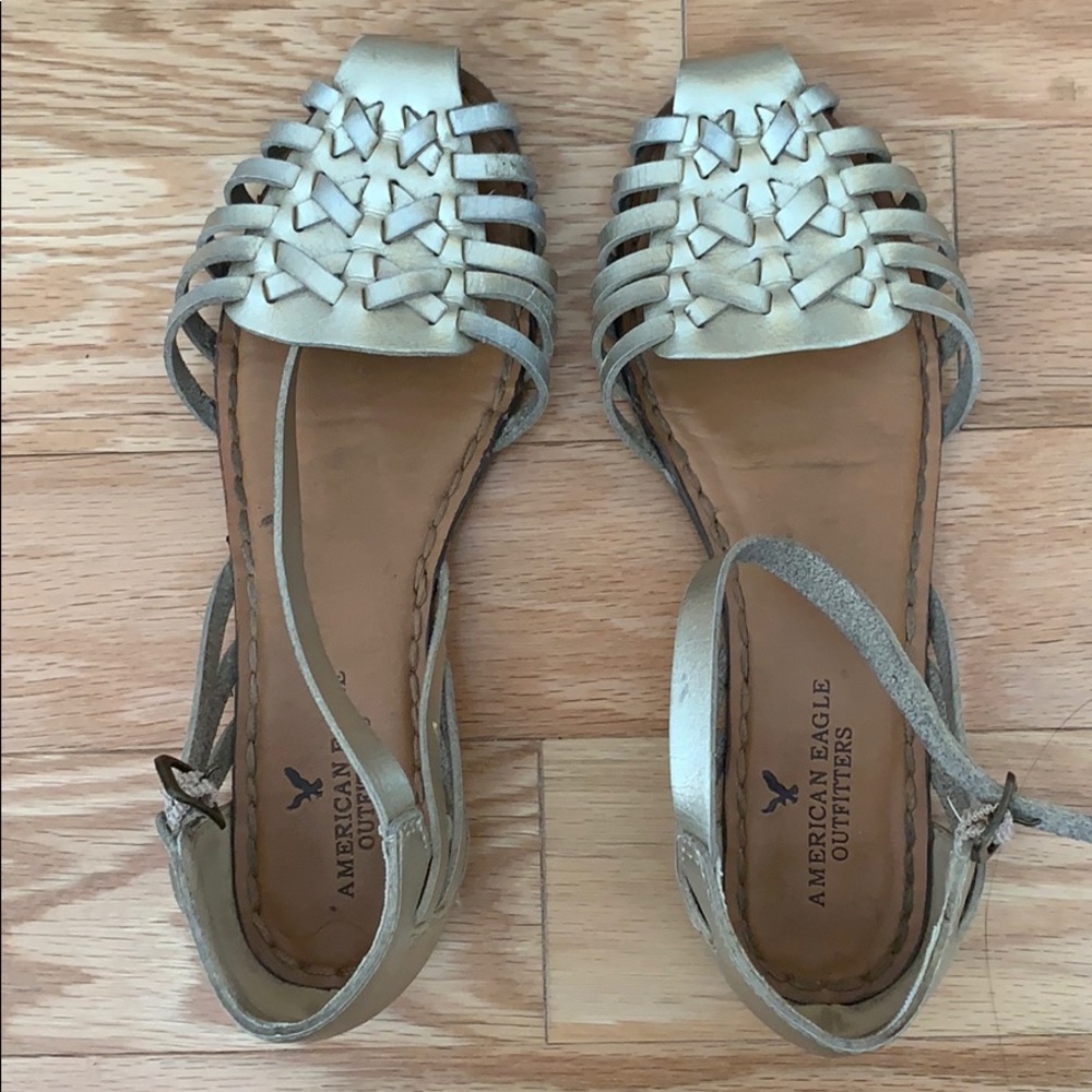 Metallic summer shoe